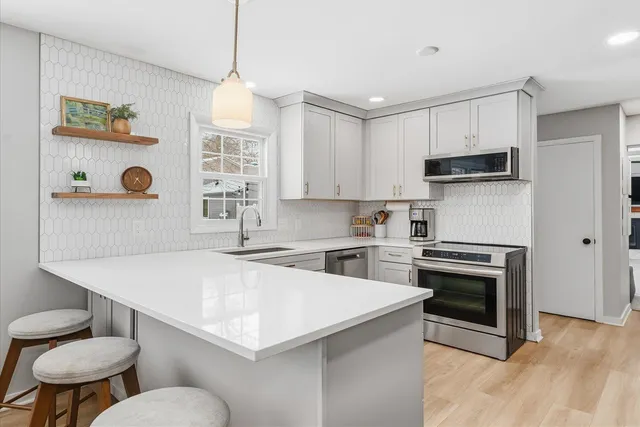 $449,900 | 1436 Banbury Avenue Northeast, Grand Rapids, MI 49505