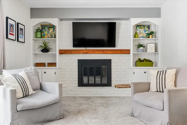 $449,900 | 1436 Banbury Avenue Northeast, Grand Rapids, MI 49505