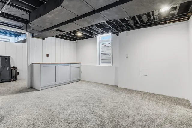 $449,900 | 1436 Banbury Avenue Northeast, Grand Rapids, MI 49505