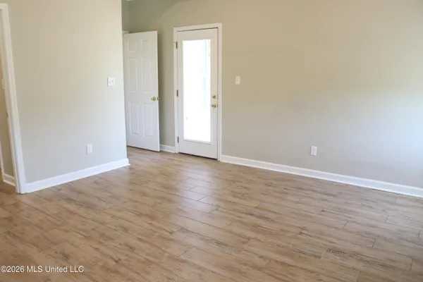 $315,900 | 250 Liberty Loop, Grenada, MS 38901