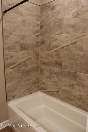 $315,900 | 250 Liberty Loop, Grenada, MS 38901