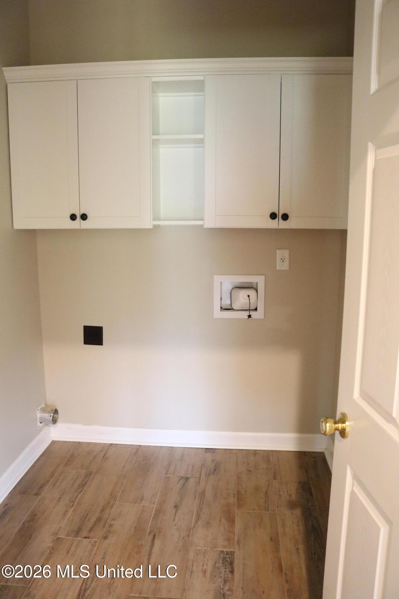 250 Liberty Loop Grenada, MS 38901 - Photo 36 of 43 Laundry Room