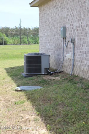 $315,900 | 250 Liberty Loop, Grenada, MS 38901