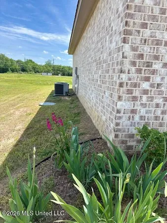 $315,900 | 250 Liberty Loop, Grenada, MS 38901