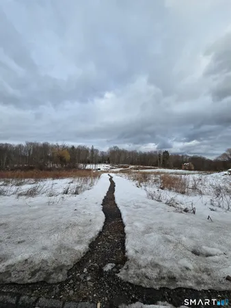 $370,000 | 95 Obtuse Road South, Brookfield, CT 06804