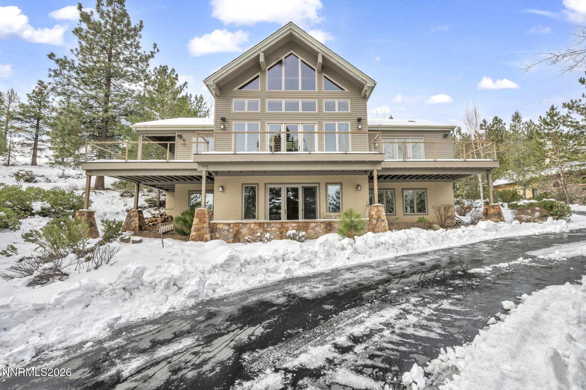 54 Bennington Court Reno, NV 89511 - Photo 2 of 202 2-web-or-mls-54-bennington-ct