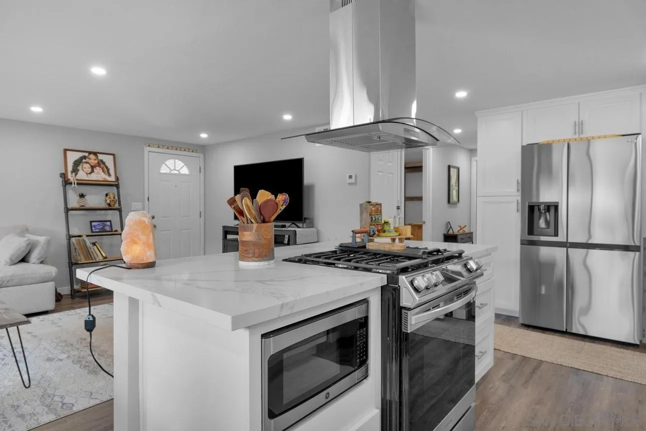 7467 Mission Gorge Road, Unit 302 Santee, CA 92071 - Photo 19 of 28 Gallery Image 19