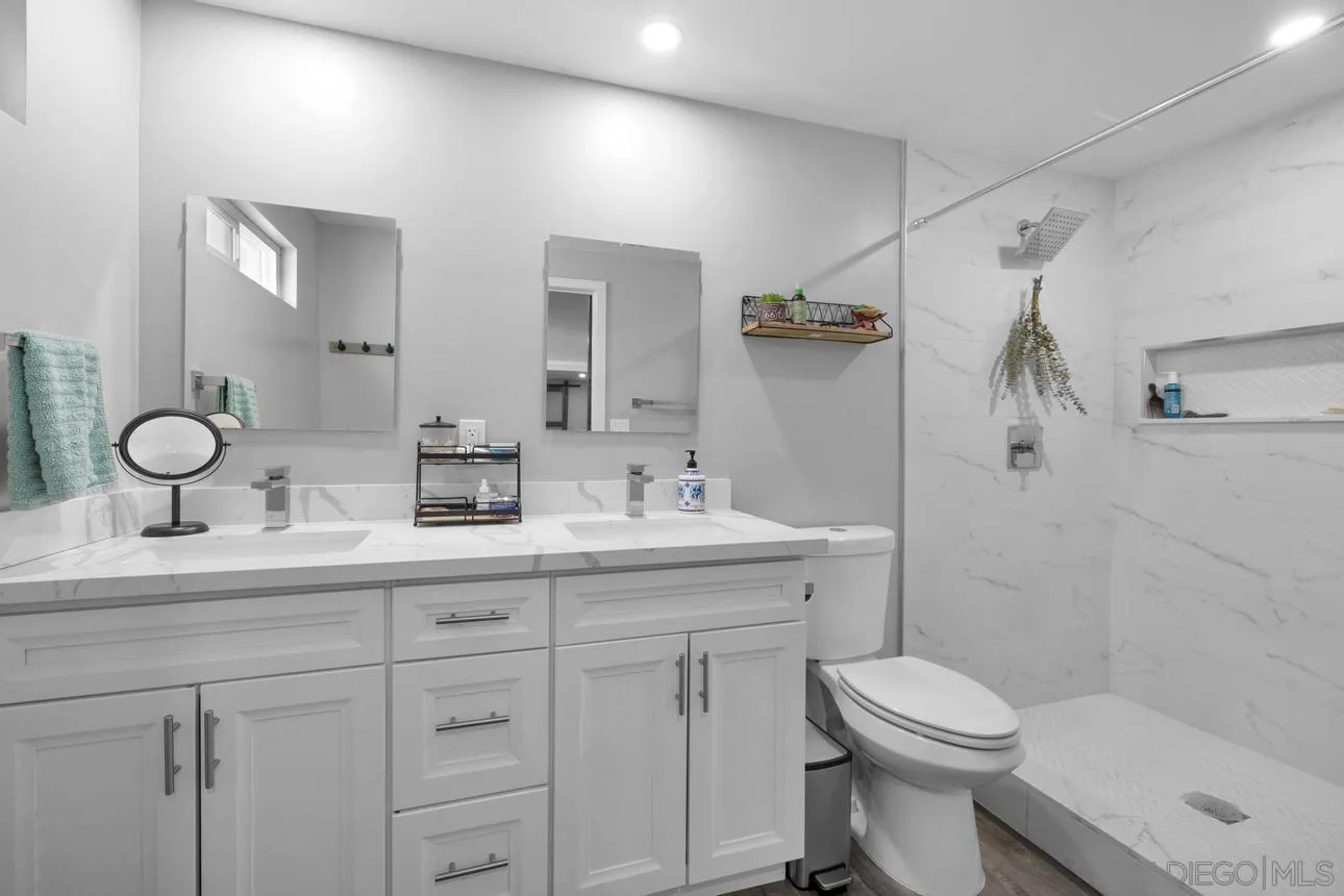 7467 Mission Gorge Road, Unit 302 Santee, CA 92071 - Photo 24 of 28 Gallery Image 24