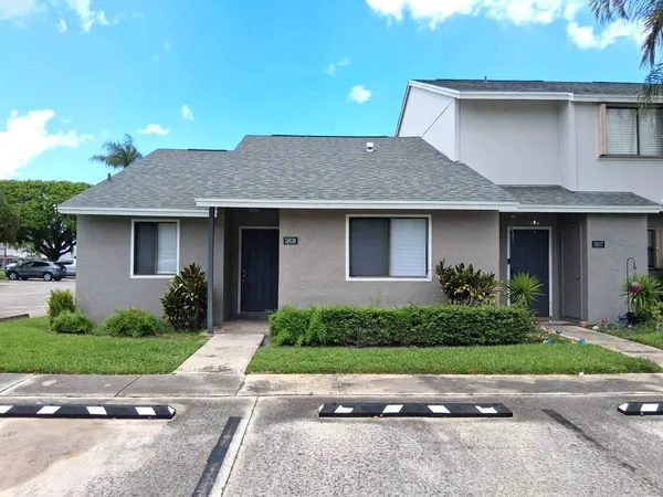 $2,200 | 3808 Inlet Circle, Unit 3808, Greenacres, FL 33463