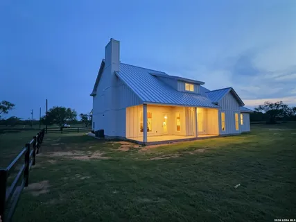 $850,000 | 1230 Old Pearsall Road, Jourdanton, TX 78026