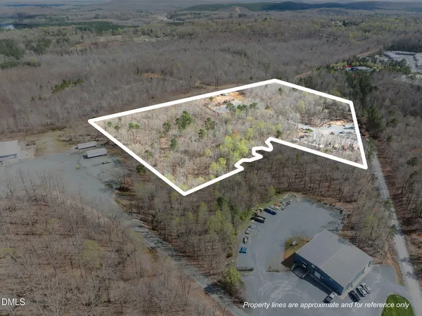 a view of city view and mountain view