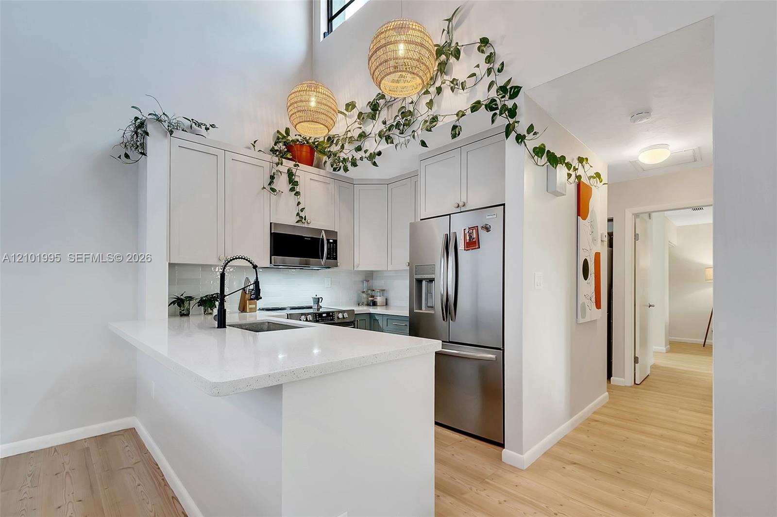 7707 Southwest 100th Street Miami, FL 33156 - Photo 5 of 18 Gallery Image 5