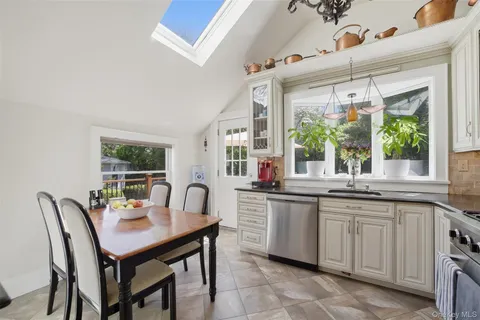 $1,250,000 | 3 Johnson Place, Ardsley, NY 10502