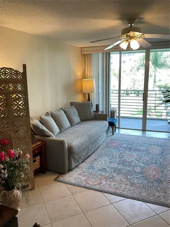 $299,999 | 2731 Northeast 14th Street Causeway, Unit 307, Pompano Beach, FL 33062