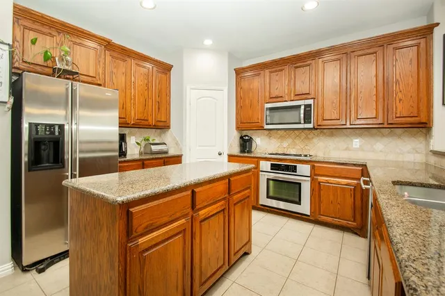 $3,850 | 7912 Texian Trail, McKinney, TX 75070