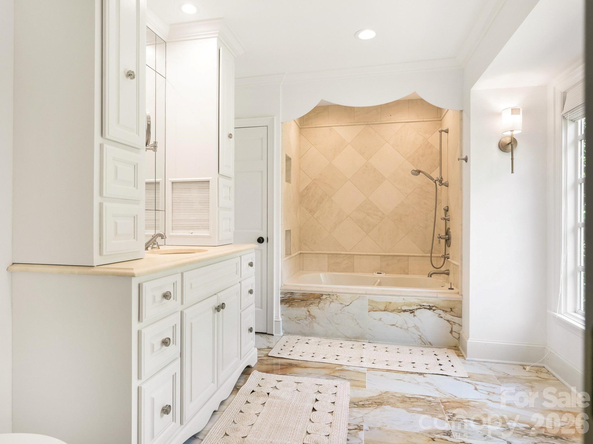 2738 Beverwyck Road Charlotte, NC 28211 - Photo 18 of 32