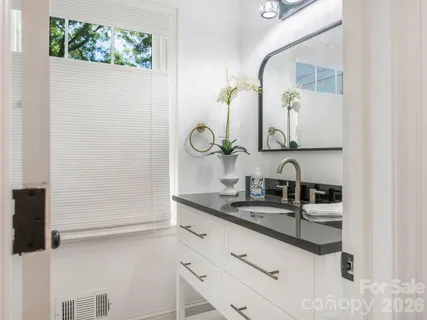 $2,290,000 | 2738 Beverwyck Road, Charlotte, NC 28211