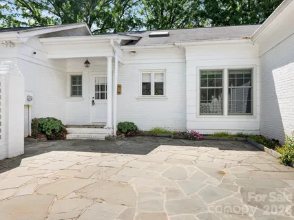 $2,290,000 | 2738 Beverwyck Road, Charlotte, NC 28211