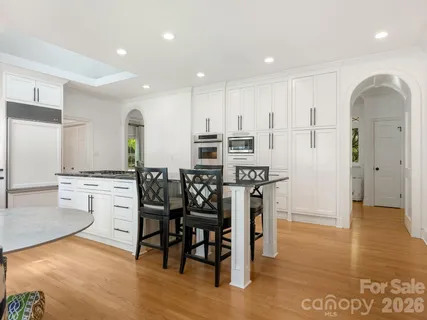 $2,290,000 | 2738 Beverwyck Road, Charlotte, NC 28211