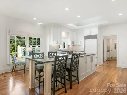 $2,290,000 | 2738 Beverwyck Road, Charlotte, NC 28211