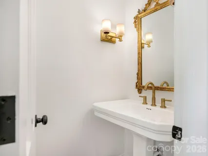 $2,290,000 | 2738 Beverwyck Road, Charlotte, NC 28211