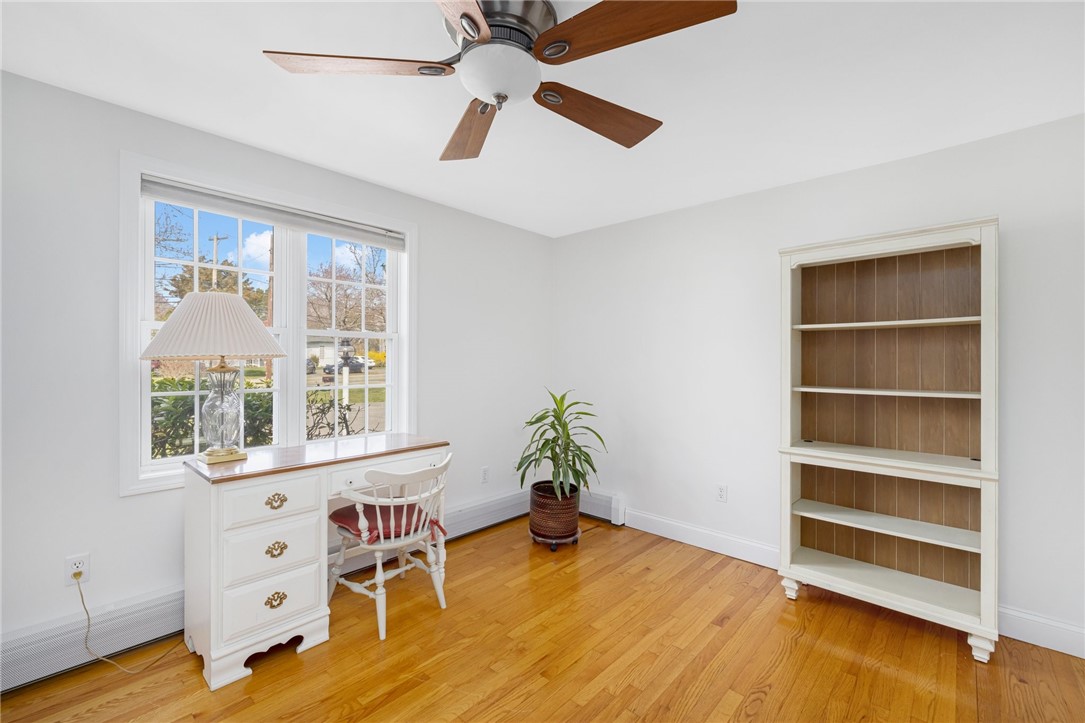 185 New Meadow Road Barrington, RI 02806 - Photo 16 of 38 Bedroom 1 of 4
