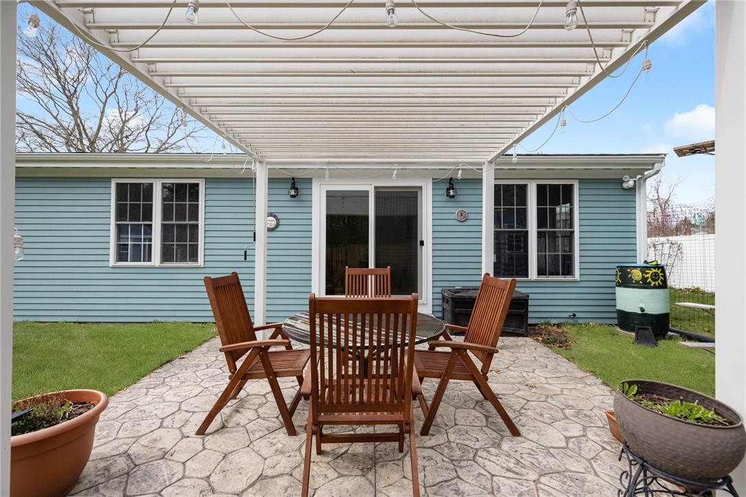 185 New Meadow Road Barrington, RI 02806 - Photo 27 of 38 Gallery Image 27