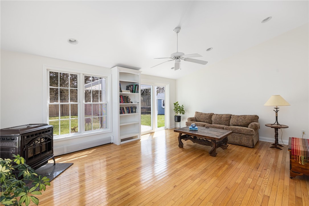 185 New Meadow Road Barrington, RI 02806 - Photo 7 of 38 Gallery Image 7