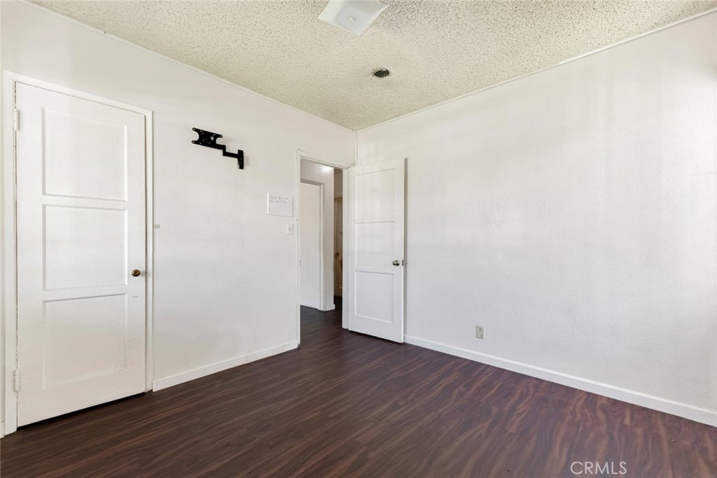 2314 West Raymond Street Compton, CA 90220 - Photo 15 of 20