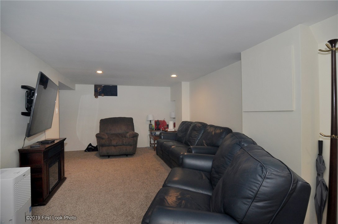 10 Wasaga Road Pawtucket, RI 02861 - Photo 27 of 33 Gallery Image 27