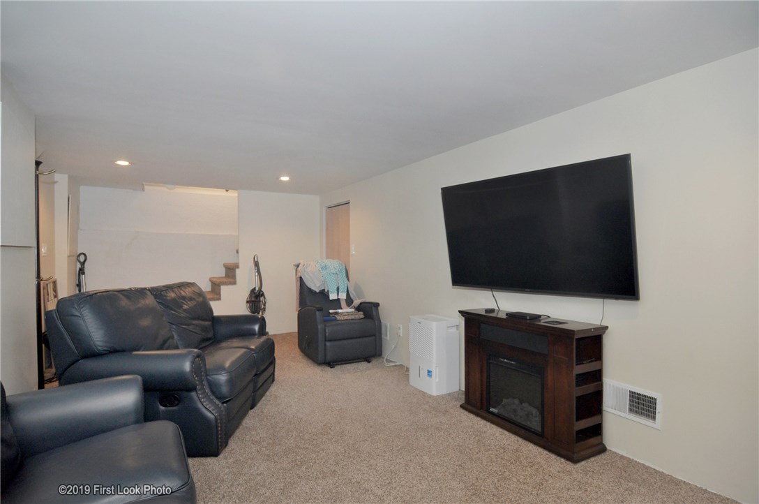 10 Wasaga Road Pawtucket, RI 02861 - Photo 29 of 33 Gallery Image 29