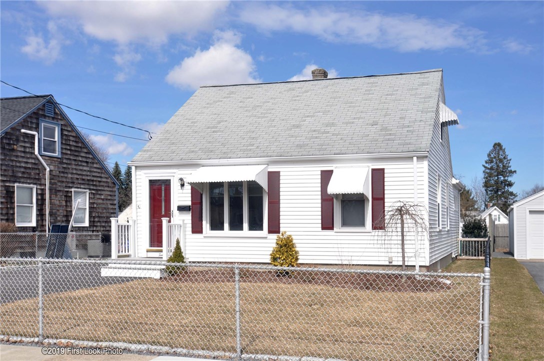 10 Wasaga Road Pawtucket, RI 02861 - Photo 3 of 33 Gallery Image 3