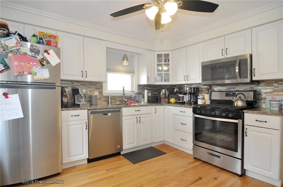 10 Wasaga Road Pawtucket, RI 02861 - Photo 4 of 33 Gallery Image 4