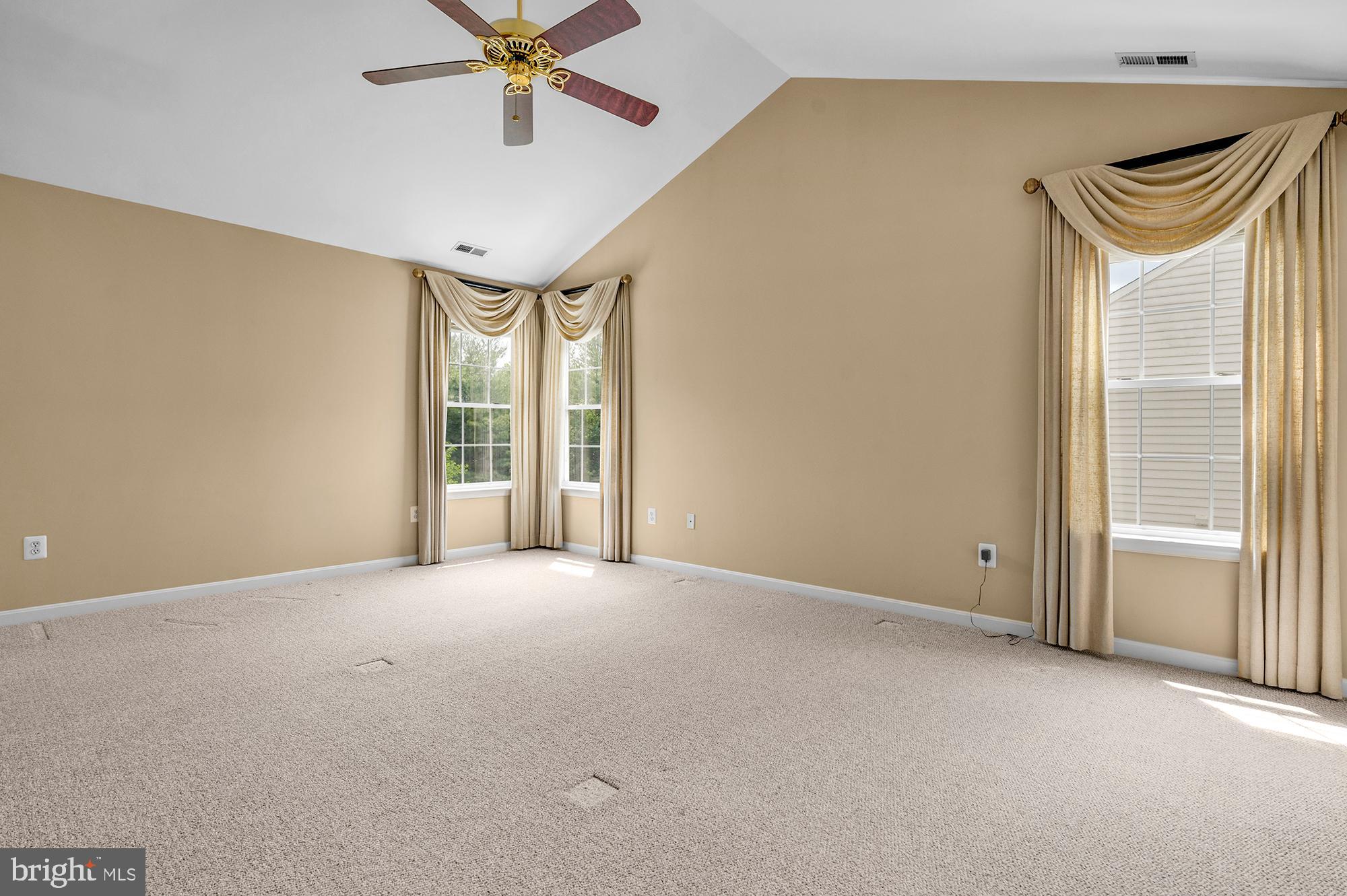 8227 Selwin Court Rosedale, MD 21237 - Photo 19 of 42 Primary Bedroom