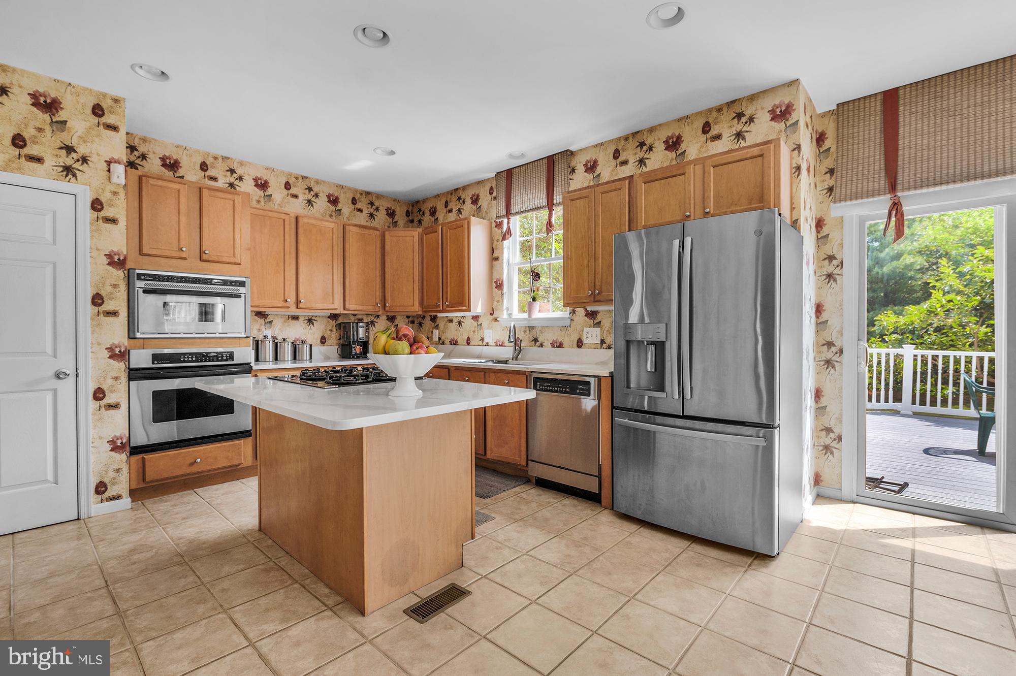 8227 Selwin Court Rosedale, MD 21237 - Photo 9 of 42 Gourmet Kitchen