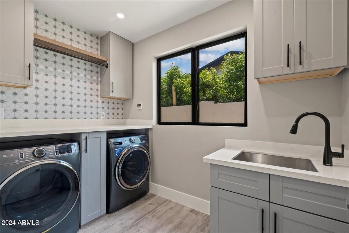 4137 East Earll Drive Phoenix, AZ 85018 - Photo 43 of 54 48-Laundry