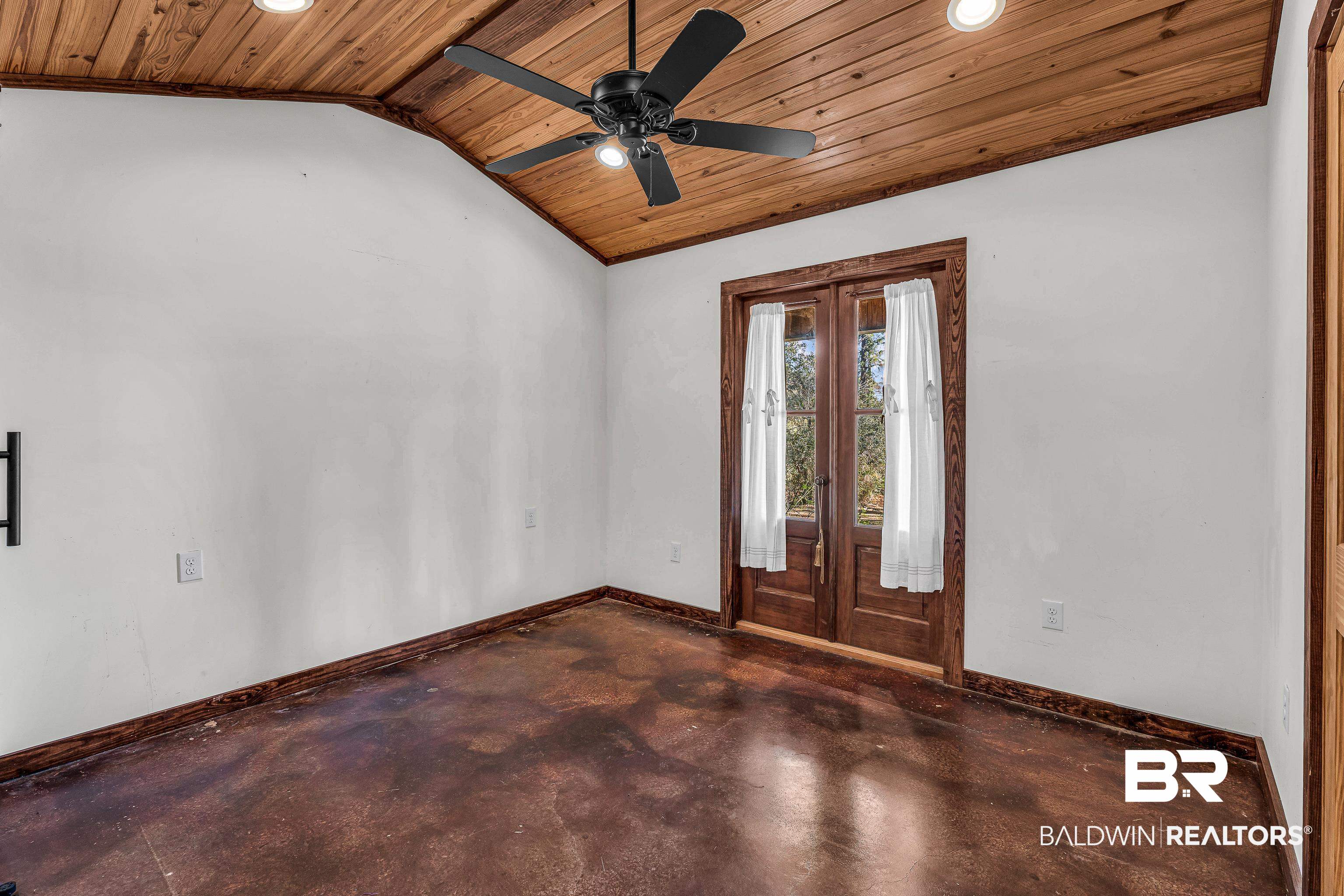23532 Dunbar Road Robertsdale, AL 36567 - Photo 20 of 29