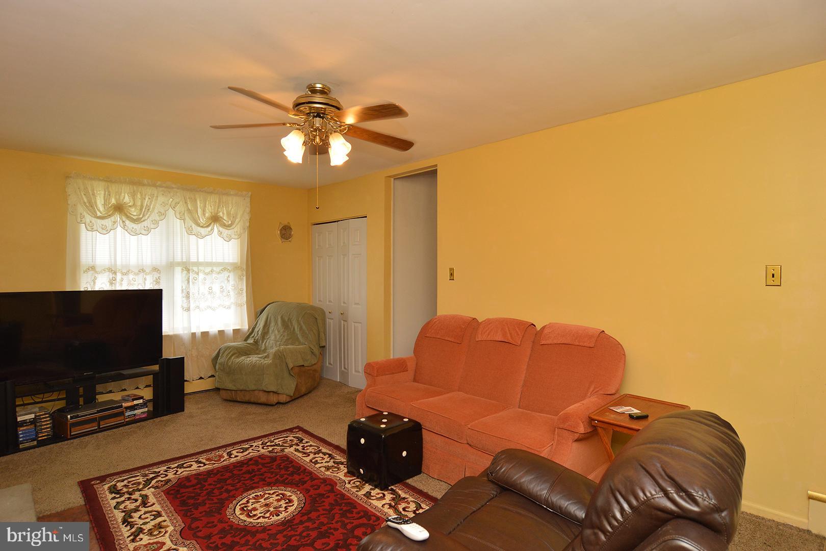 4971 Painted Sky Road Reading, PA 19606 - Photo 13 of 30 Family Room