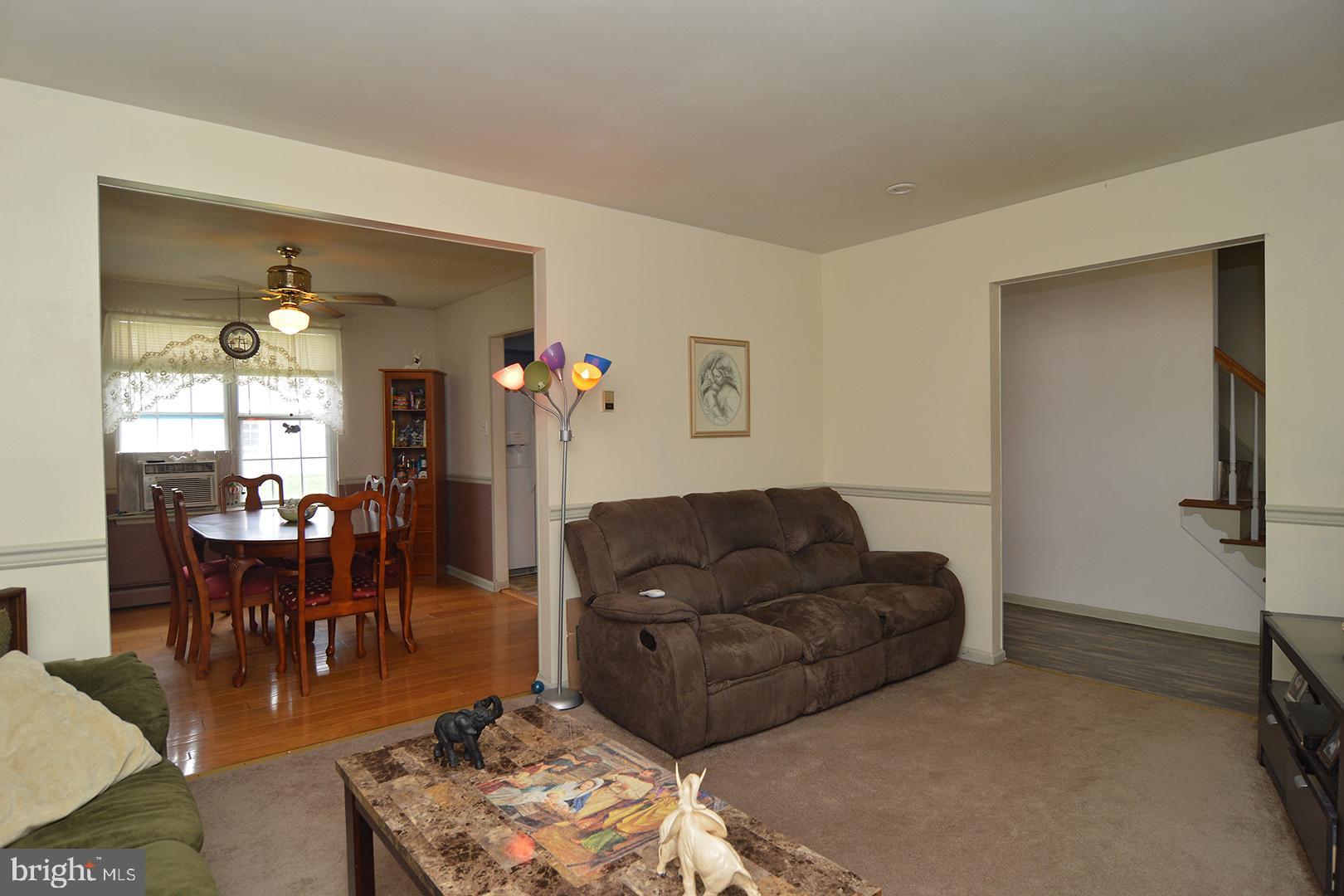 4971 Painted Sky Road Reading, PA 19606 - Photo 6 of 30 Living Room