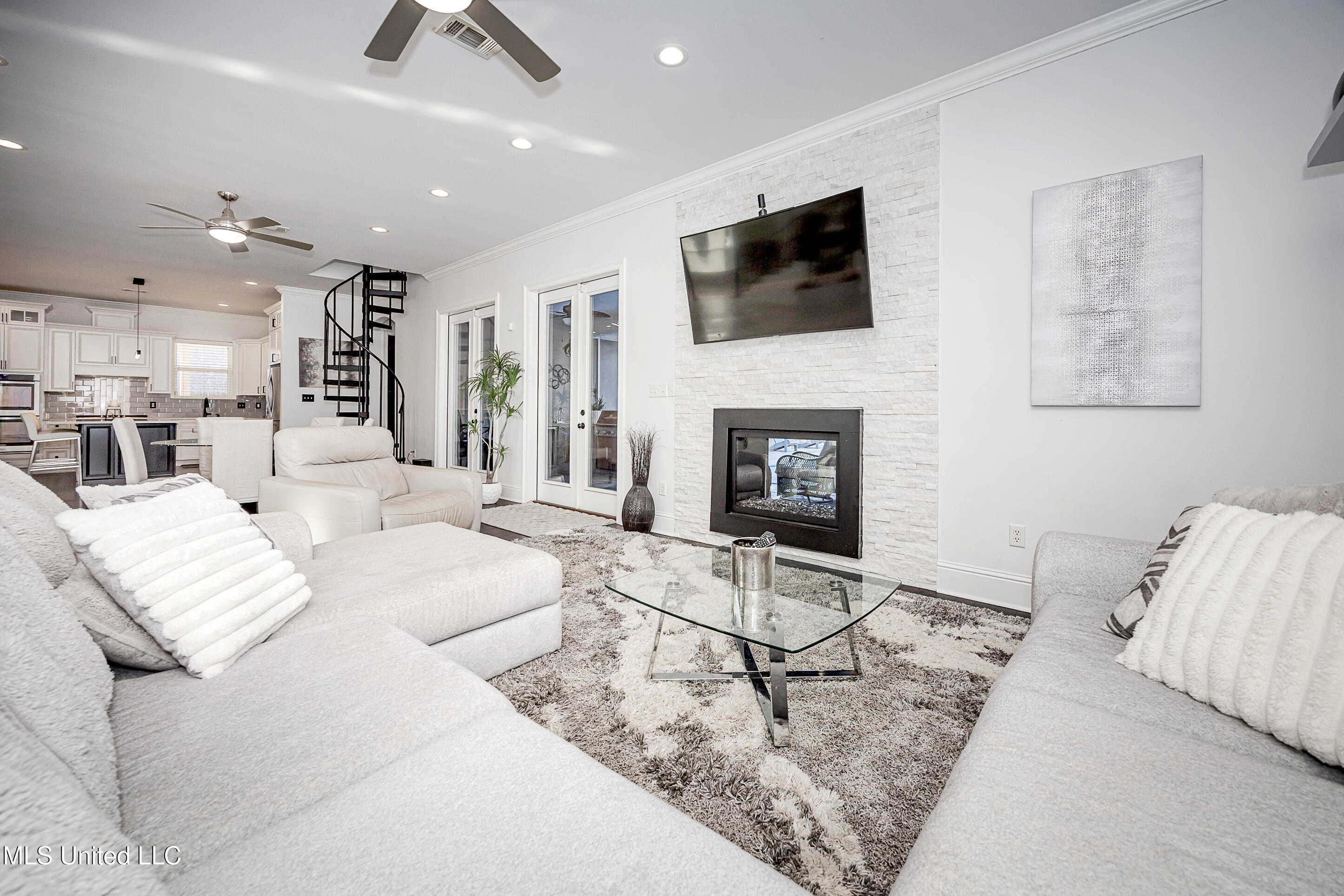 3619 Perryman Road Ocean Springs, MS 39564 - Photo 17 of 48 IMG_2906