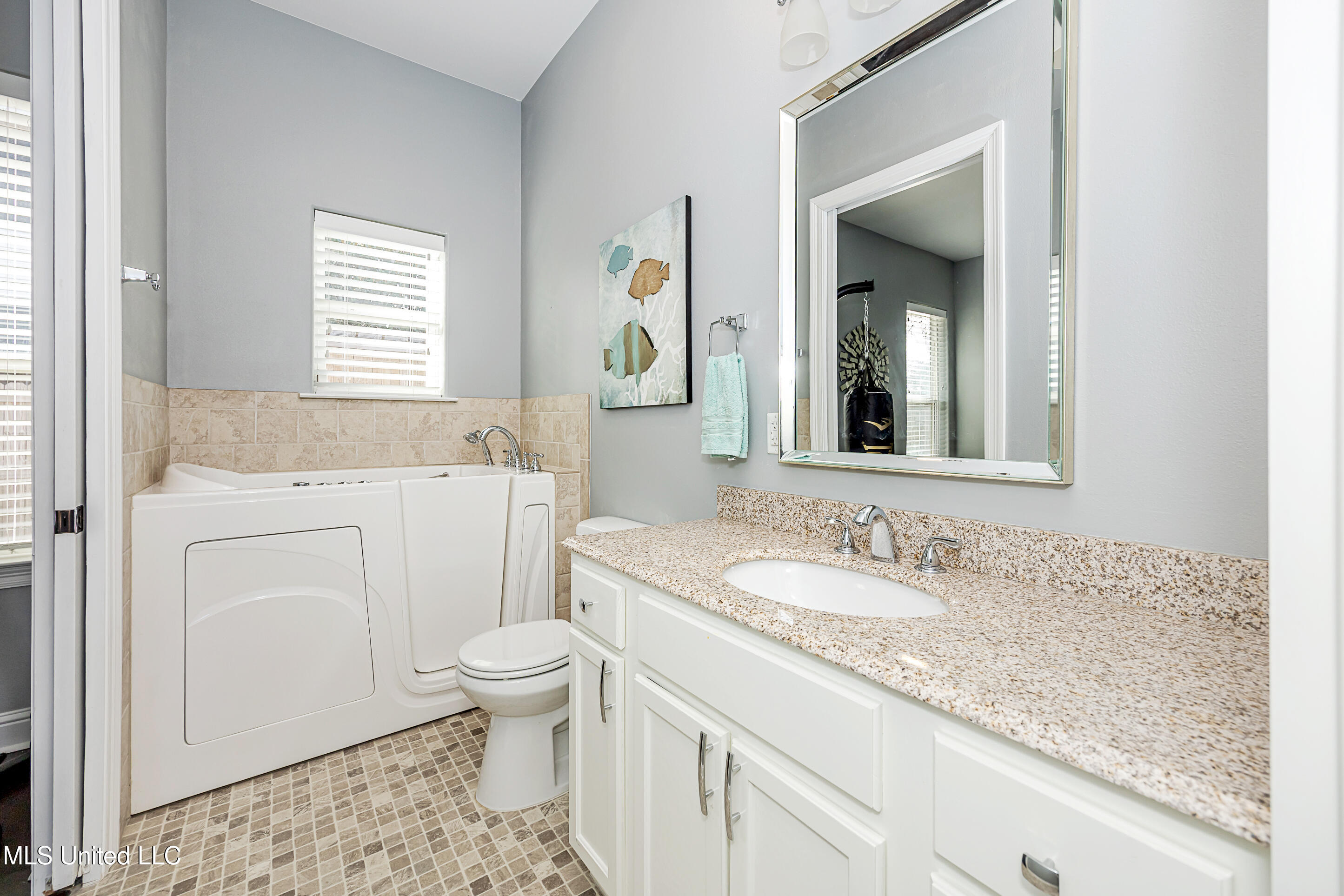 3619 Perryman Road Ocean Springs, MS 39564 - Photo 35 of 48 IMG_3003