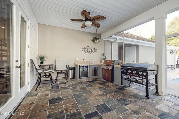 $1,250,000 | 3619 Perryman Road, Ocean Springs, MS 39564