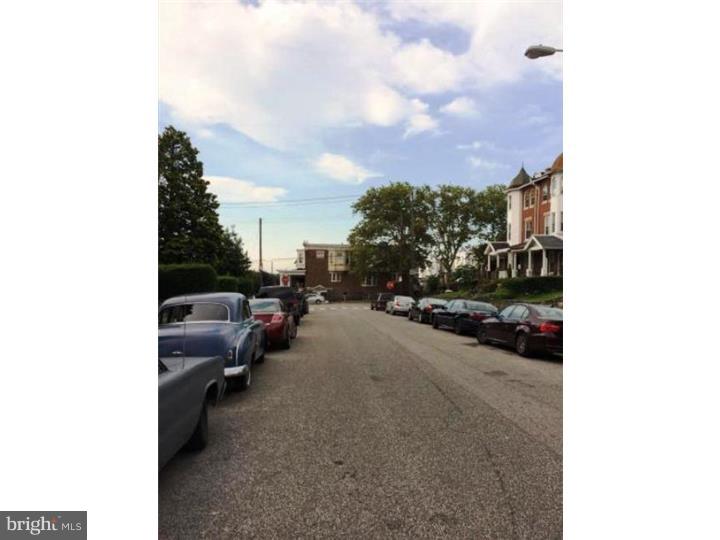 813 Wynnewood Road Philadelphia, PA 19151 - Photo 4 of 11 Gallery Image 4