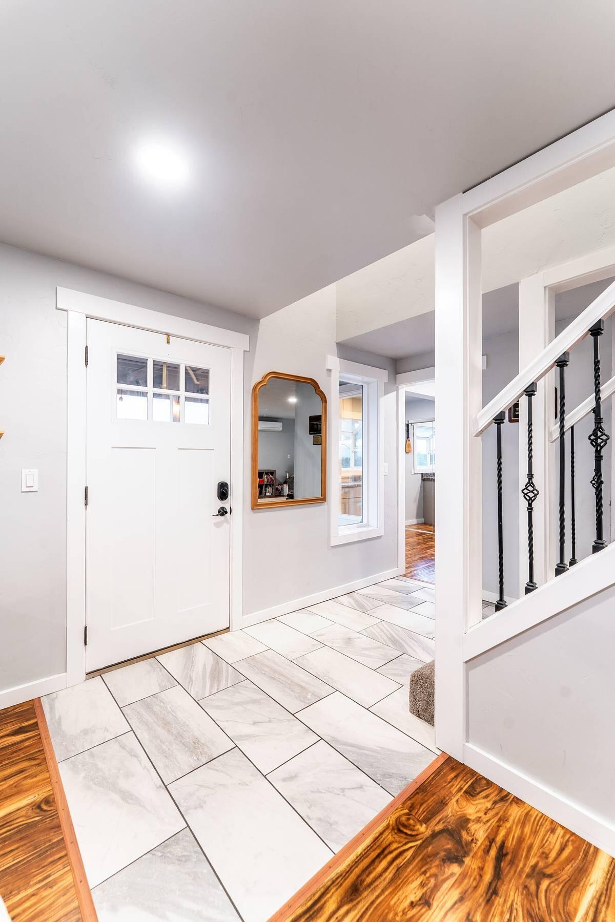 3388 Southwest 46th Street Redmond, OR 97756 - Photo 7 of 42 AlepenglowPhotoCo-31