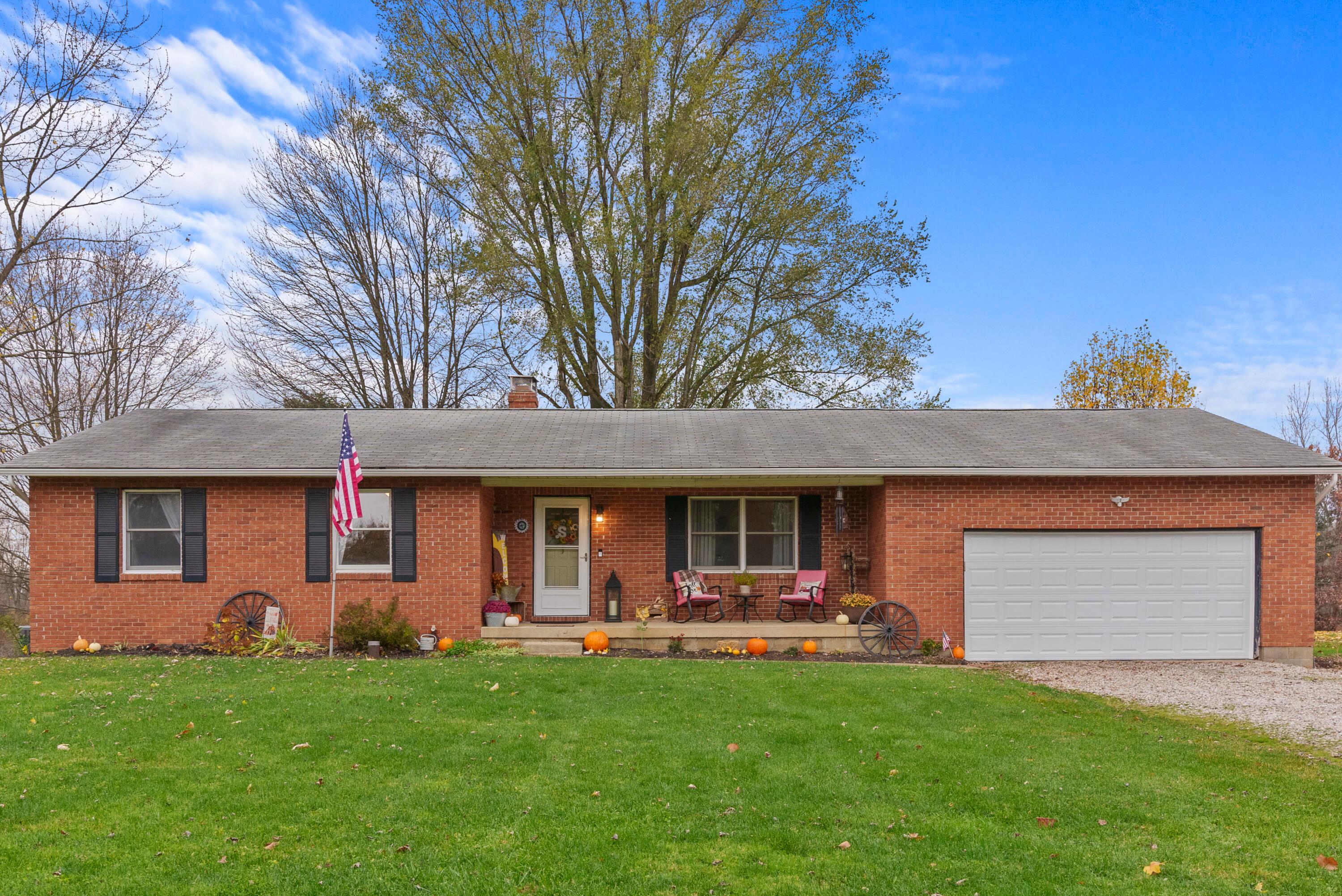 6489 Perry Road Centerburg, OH 43011 - Photo 2 of 31 DSC08523