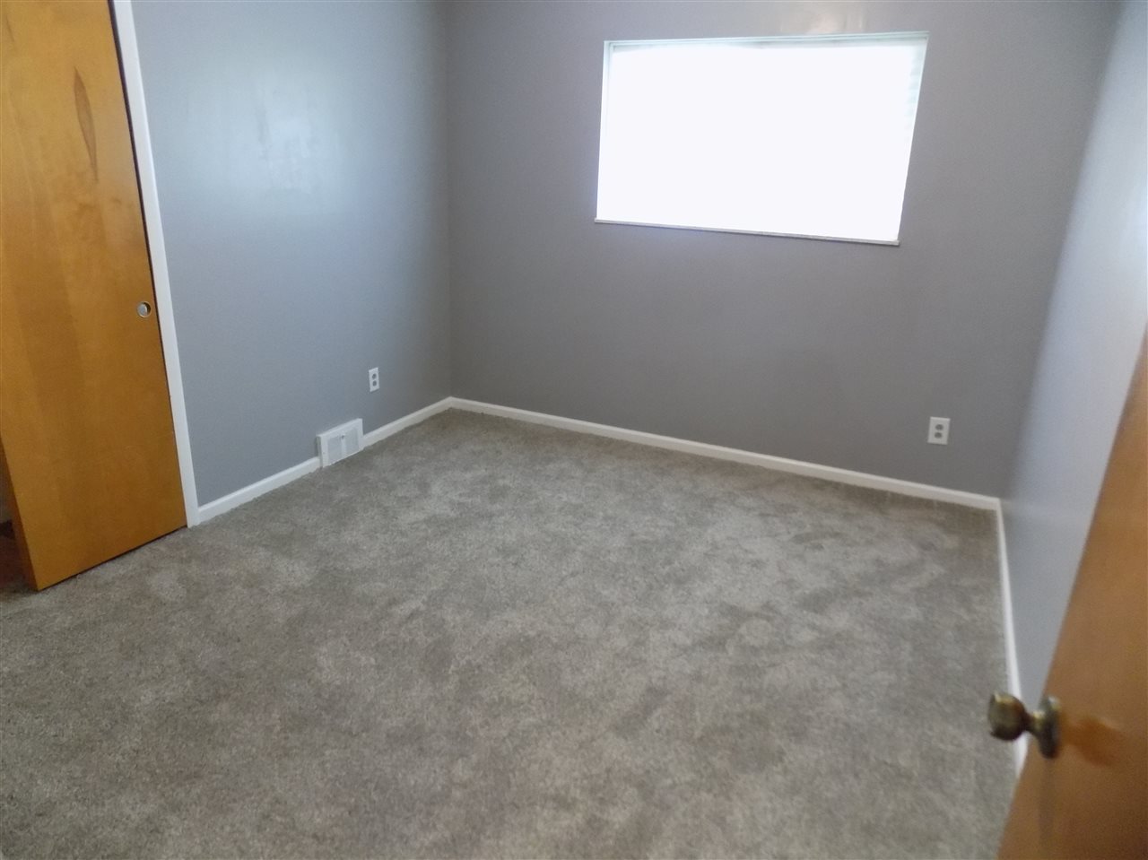11348 Erdmann Road Sterling Heights, MI 48314 - Photo 21 of 39 31323054-20.JPG