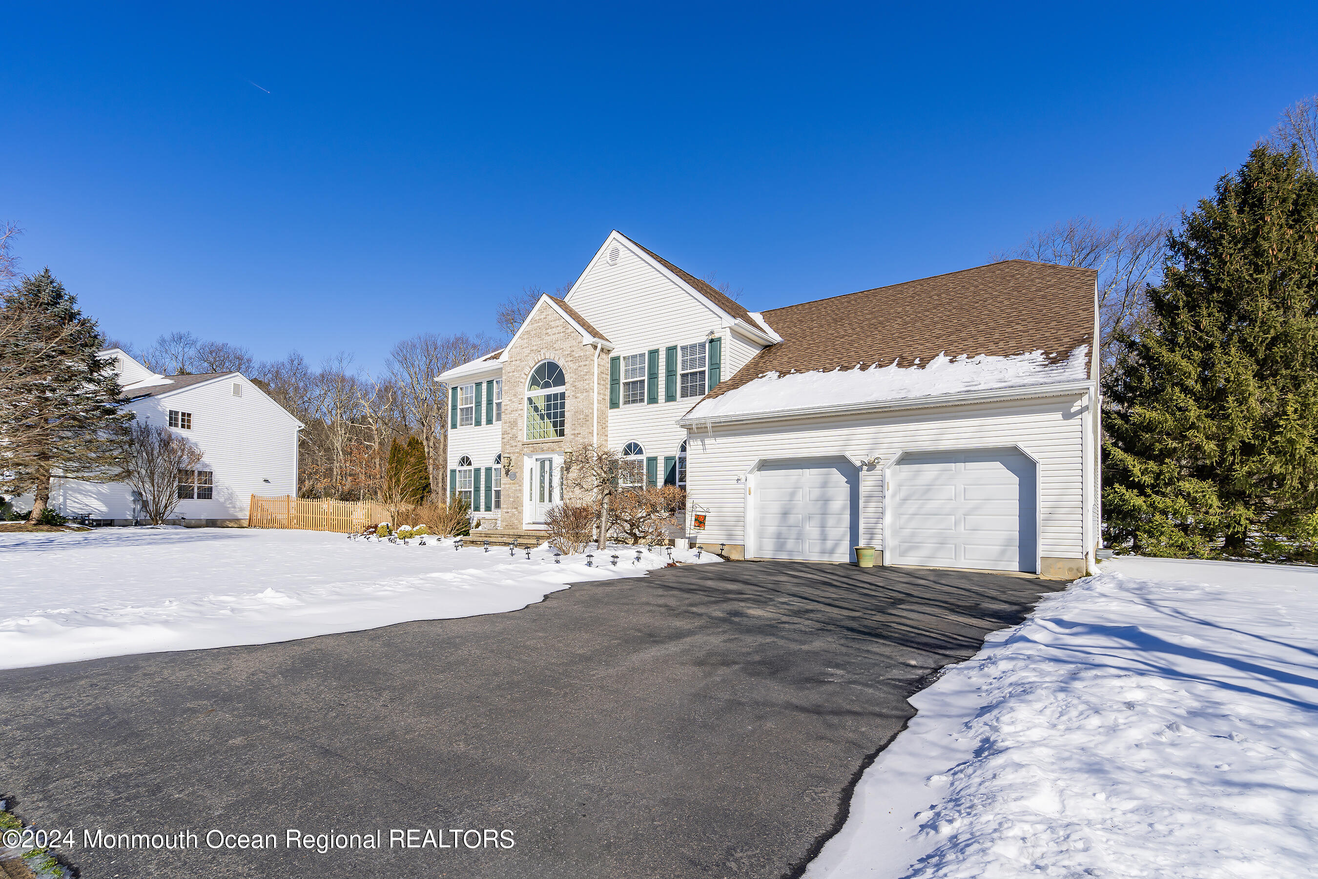 435 Meadowood Road Jackson, NJ 08527 - Photo 4 of 45 07-Front Right