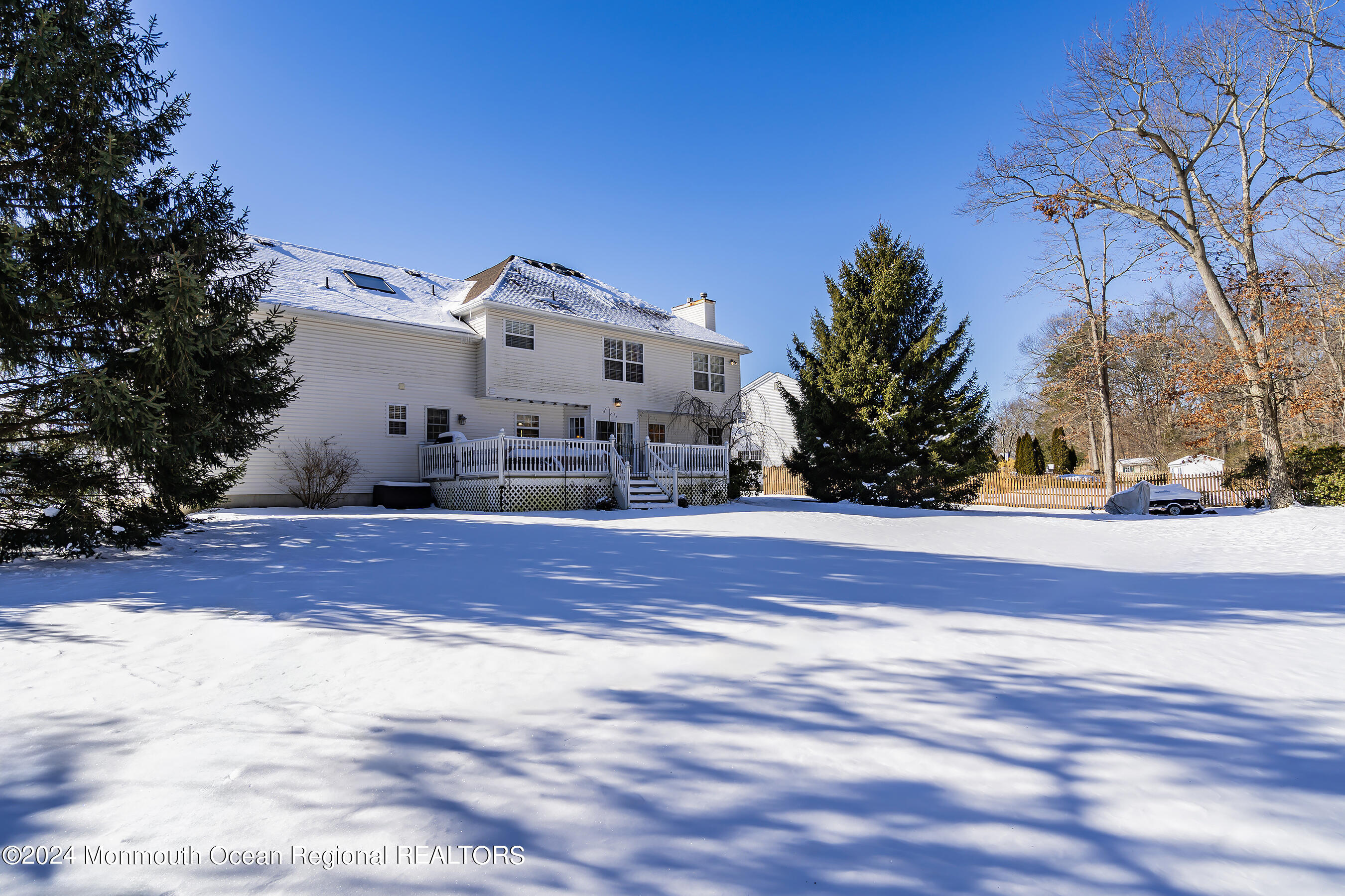 435 Meadowood Road Jackson, NJ 08527 - Photo 42 of 45 42-Rear Left