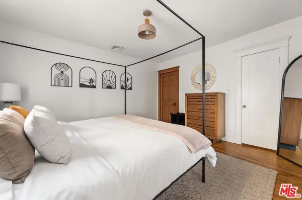 $6,495 | 736 Redondo Avenue, Long Beach, CA 90804