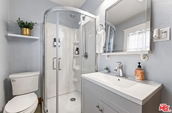 $6,495 | 736 Redondo Avenue, Long Beach, CA 90804